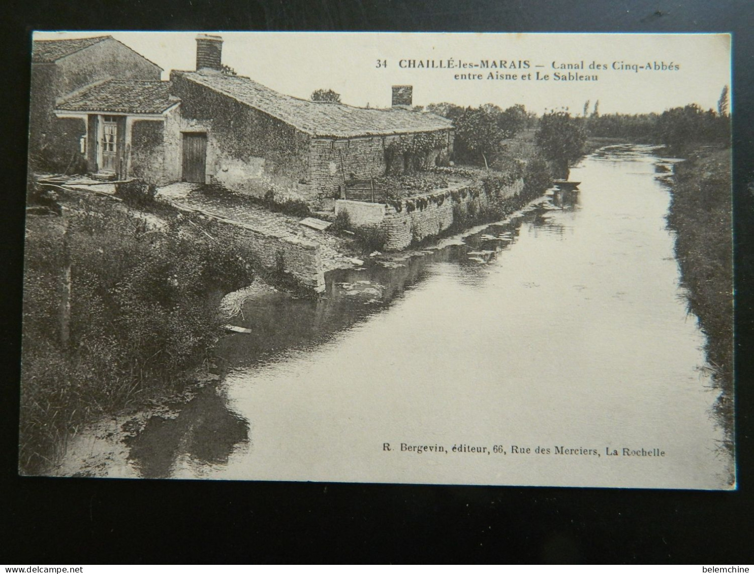 CHAILLE LES MARAIS                  CANAL DES CINQ ABBES    ENTRE AISNE ET LE SABLEAU - Chaille Les Marais