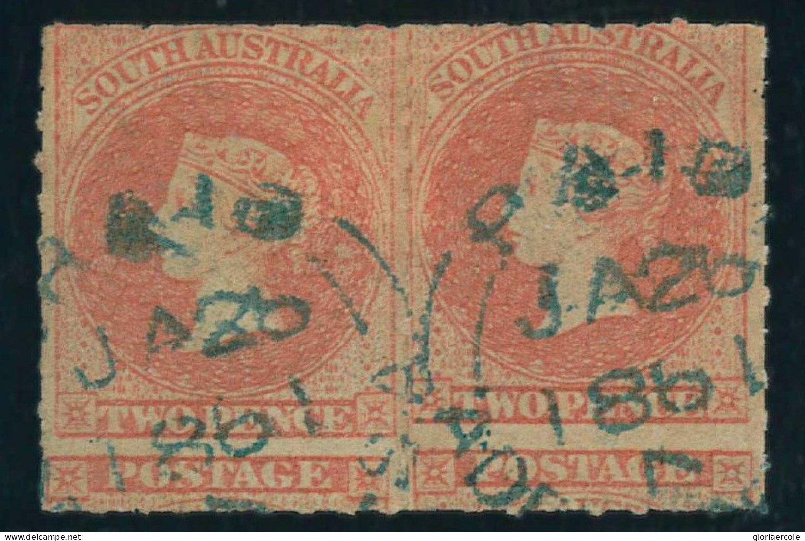 P1816 - SOUTH AUSTRALIA , SG 25 PAIR, PERFORATION SHIFTED UP , WORDING “POSTAGE” AT THE BOTTOM SIDE . BEAUTYFULL PIECE - Sonstige & Ohne Zuordnung