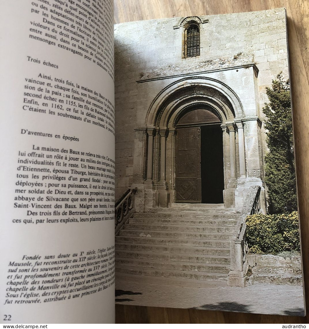 livre AIMER LES BAUX DE PROVENCE - L.Bély photographies Gisserot ouest-france 1982