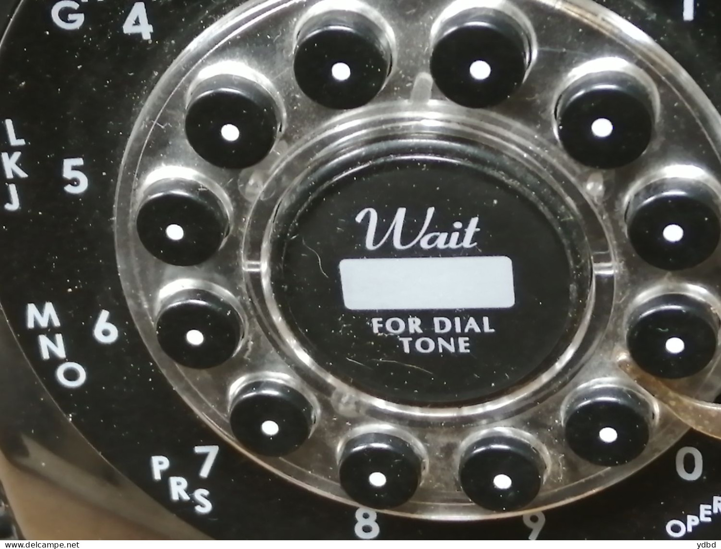 UN ANCIEN TELEPHONE  VINTAGE NOIR - Telefoontechniek