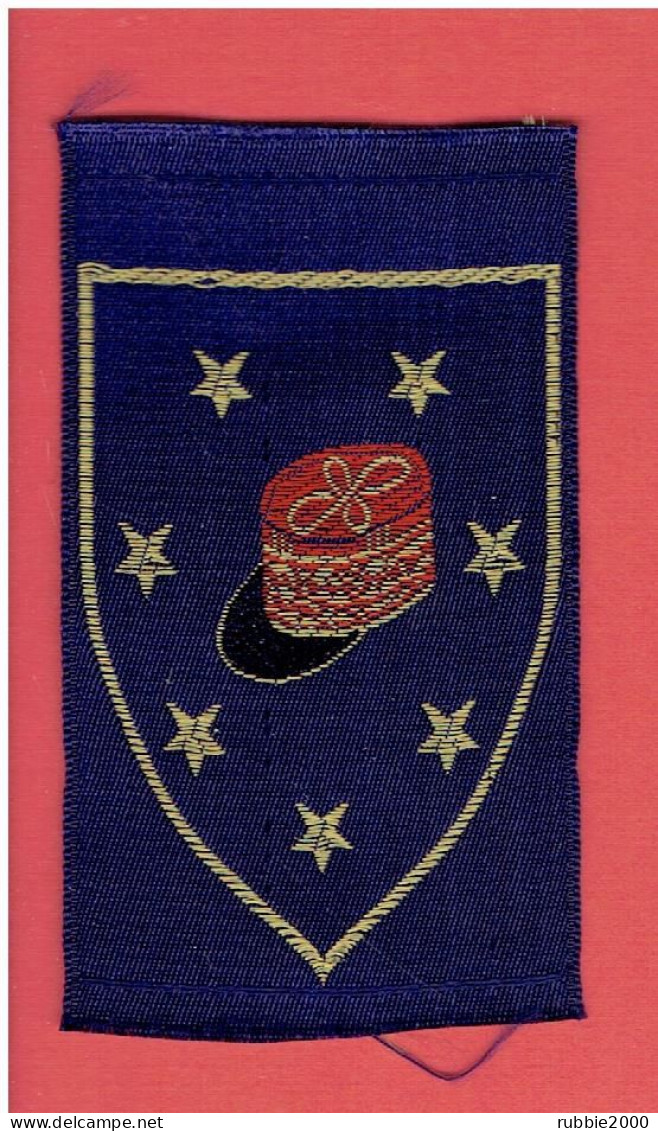 INSIGNE ARMEE FRANCAISE D ARMISTICE 1940 1944 WWII KEPI DU MARECHAL PETAIN VICHY EN SOIE TISSEE - Ecussons Tissu