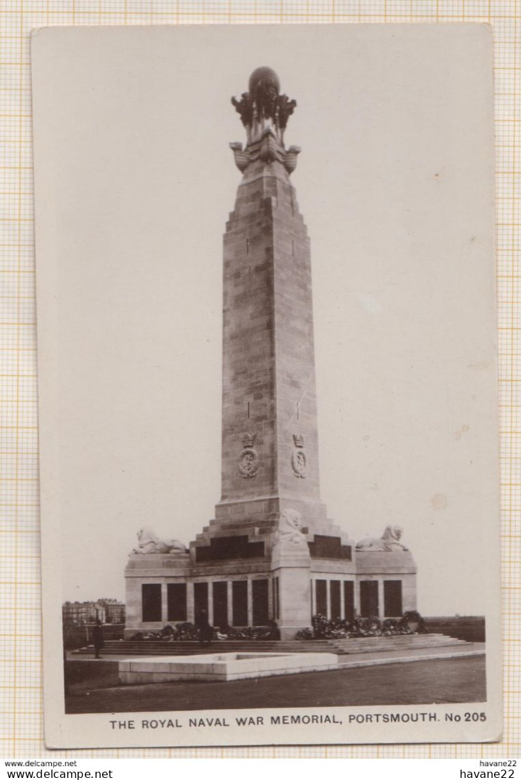 7AJ794 THE ROYAL NAVAL WAR MEMORIAL PORTSMOUTH  2 SCANS - Portsmouth