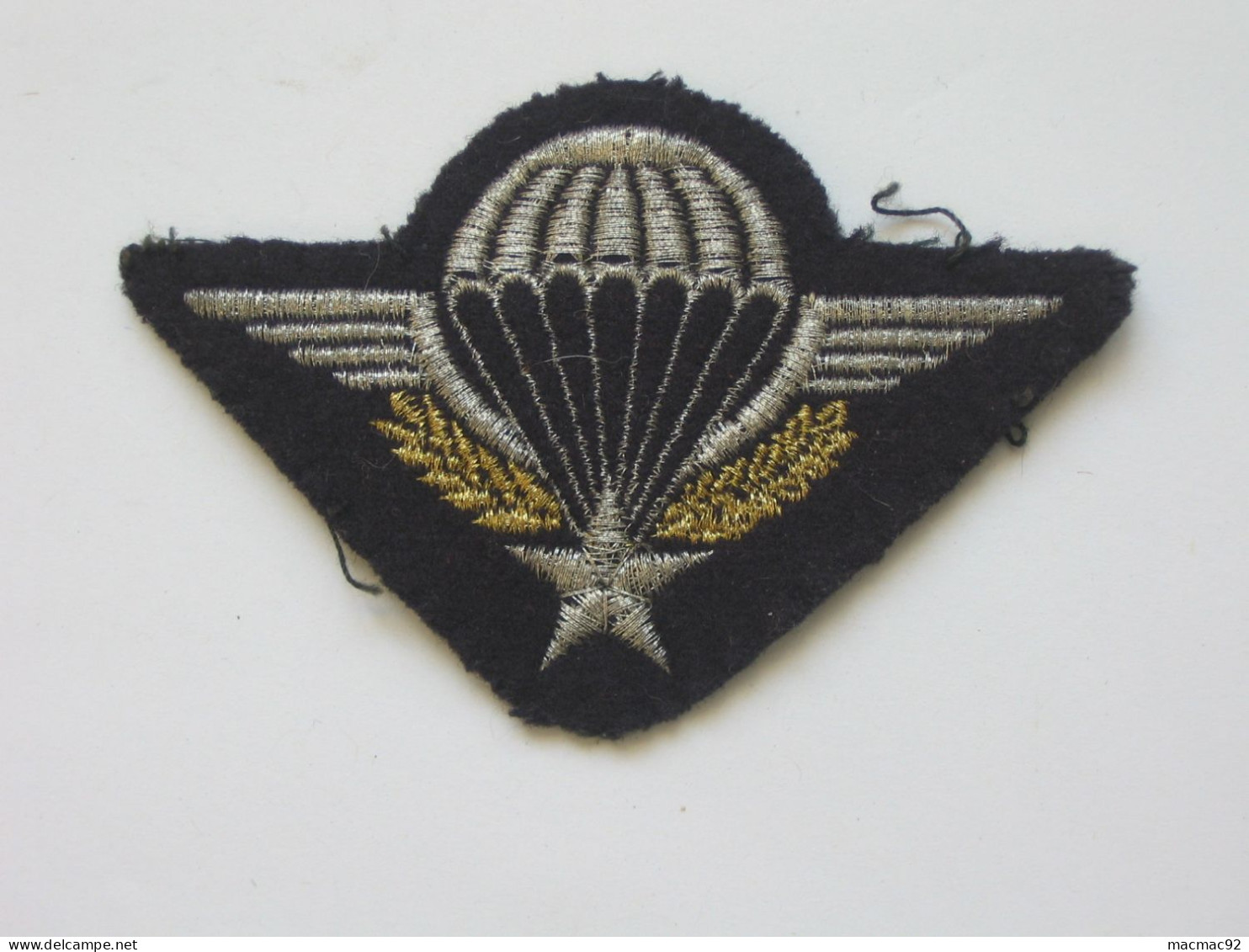 Ecusson Tissu - Insigne Brevet Parachutiste   *** EN ACHAT IMMEDIAT *** - Ecussons Tissu