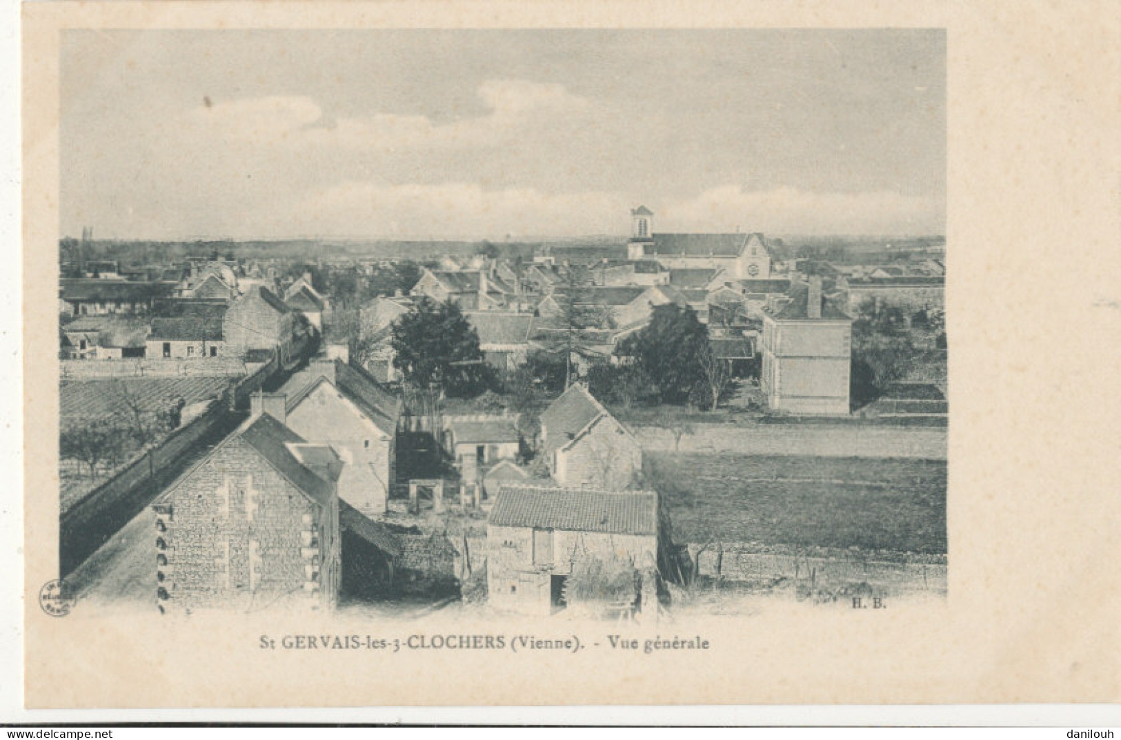 86 // SAINT GERVAIS LES TROIS CLOCHERS    Vue Générale - Saint Gervais Les Trois Clochers