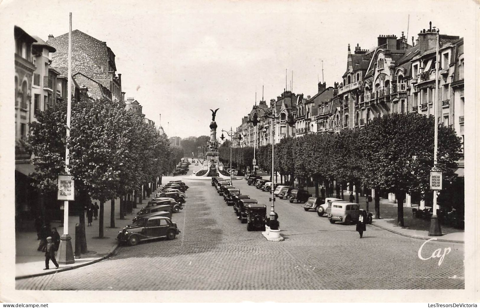 FRANCE - Reims - Place Drouet D'Erlon Et La Fontaine Subé - Carte Postale Ancienne - Rocamadour