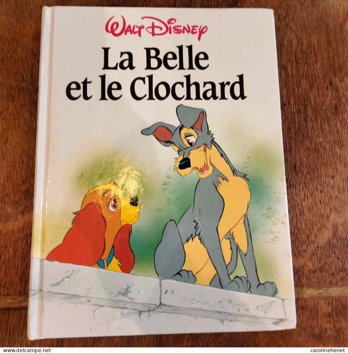 Classique De Disney Imprimé à L'envers à L'intérieur : La Belle Et Le Clochard 1992 - Disney