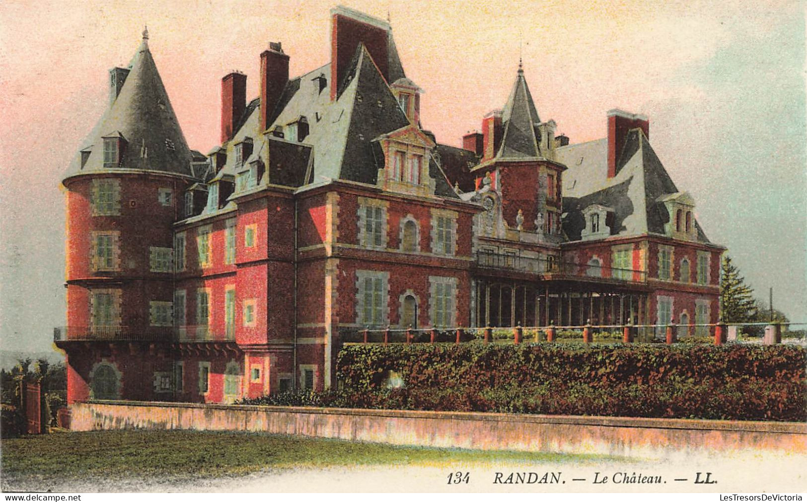 FRANCE - Randan - Le Château - Colorisé - Carte Postale Ancienne - Autres & Non Classés