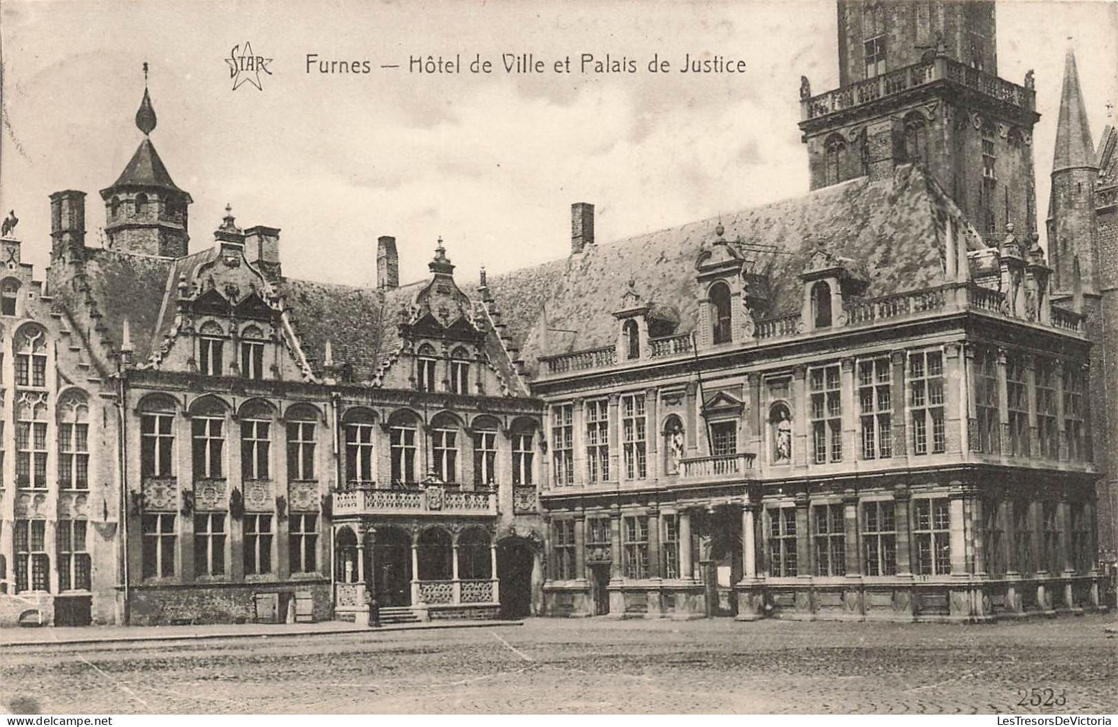 BELGIQUE - Furnes - L'Hôtel De Ville  Et Palais De Justice - Carte Postale Ancienne - Altri & Non Classificati