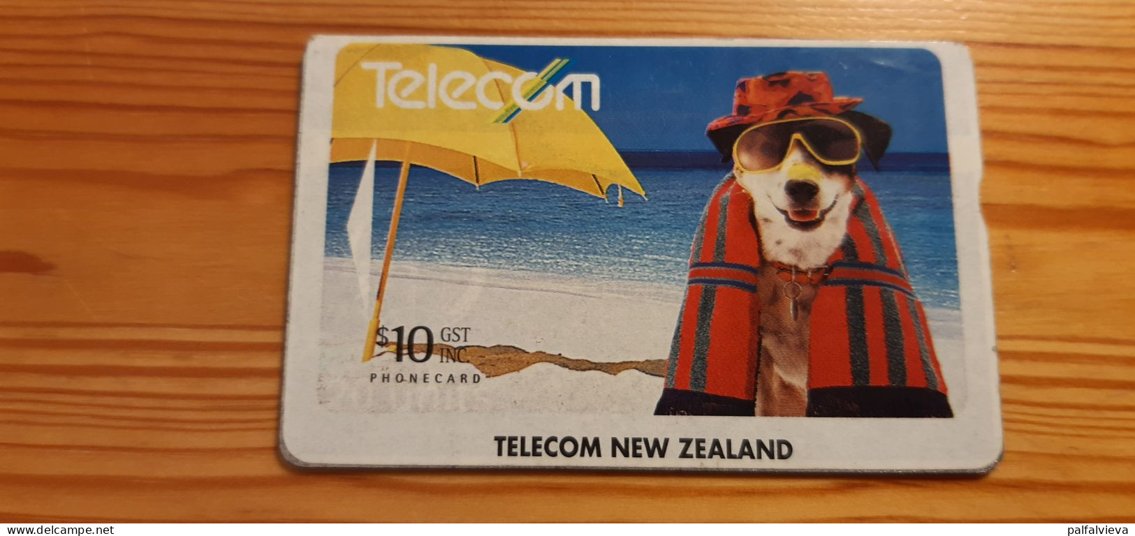 Phonecard Unknown Origin With New Zealand Sticker, L&G 251A - Dog - Unknown Origin