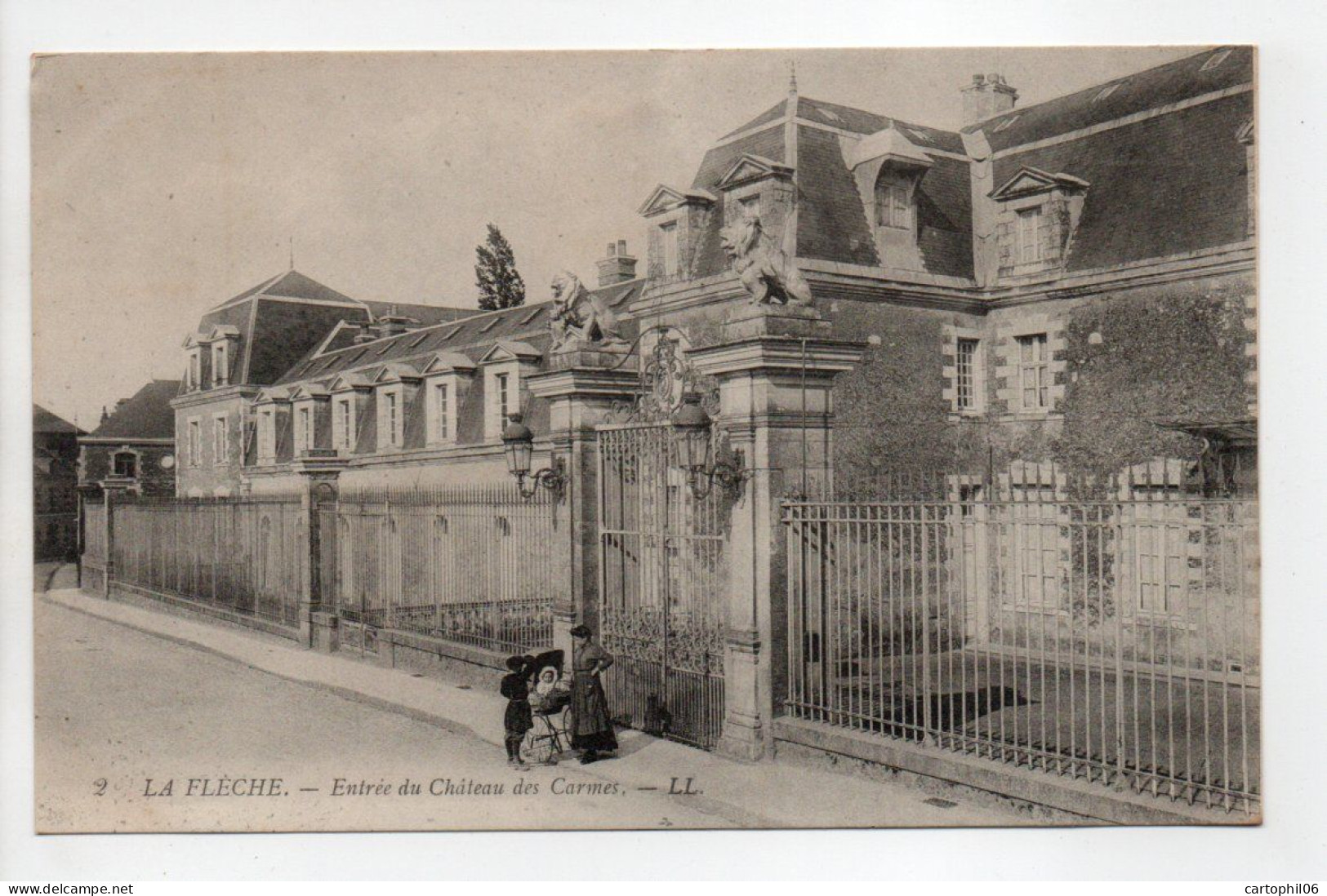 - CPA LA FLÈCHE (72) - Entrée Du Château Des Carmes - Editions Lévy N° 2 - - La Fleche