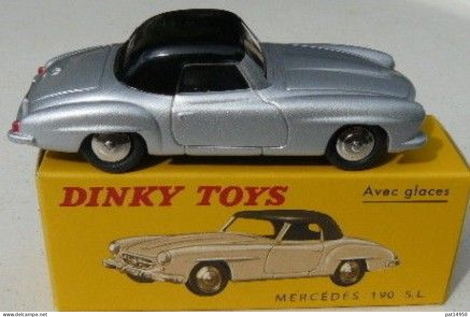 PAT14950 MERCEDES 190 SL -  526 DINKY ATLAS - Dinky