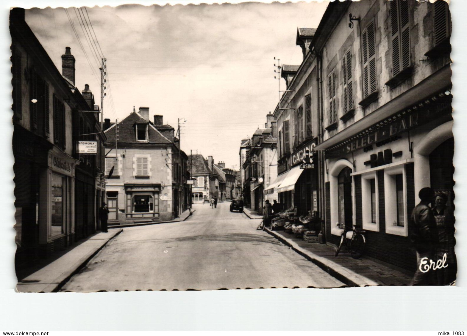 23 - Auzances - Rue Paul Doumer - Auzances