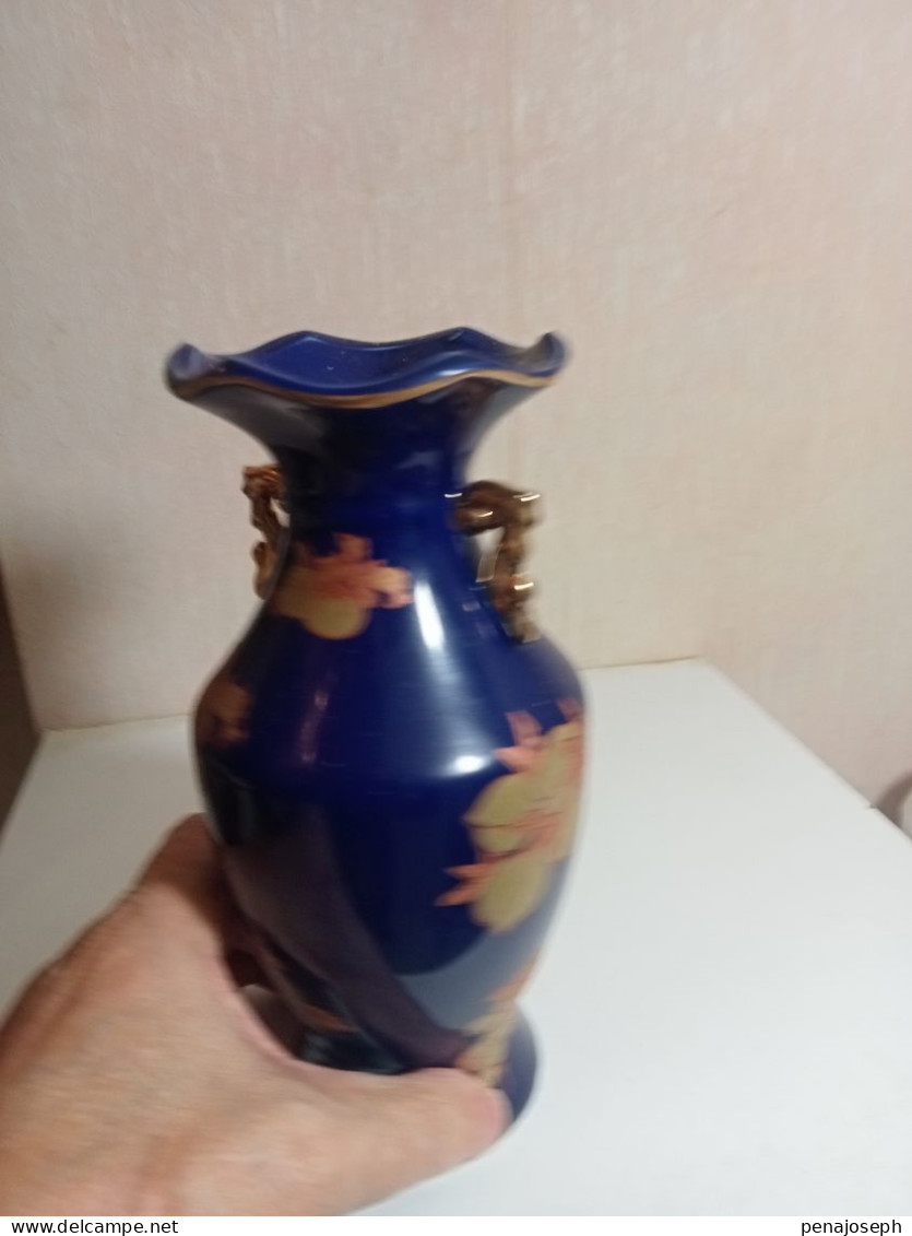 Vase Ancien  Hauteur 20 Cm Diamètre 10 Cm - Jarrones