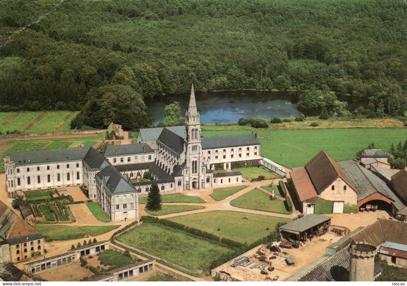 CPM - H1 - ORNE - MOULINS LA MARCHE - SOLIGNY - ABBAYE DE LA TRAPPE - LES BATIMENTS CLAUSTRAUX - Moulins La Marche