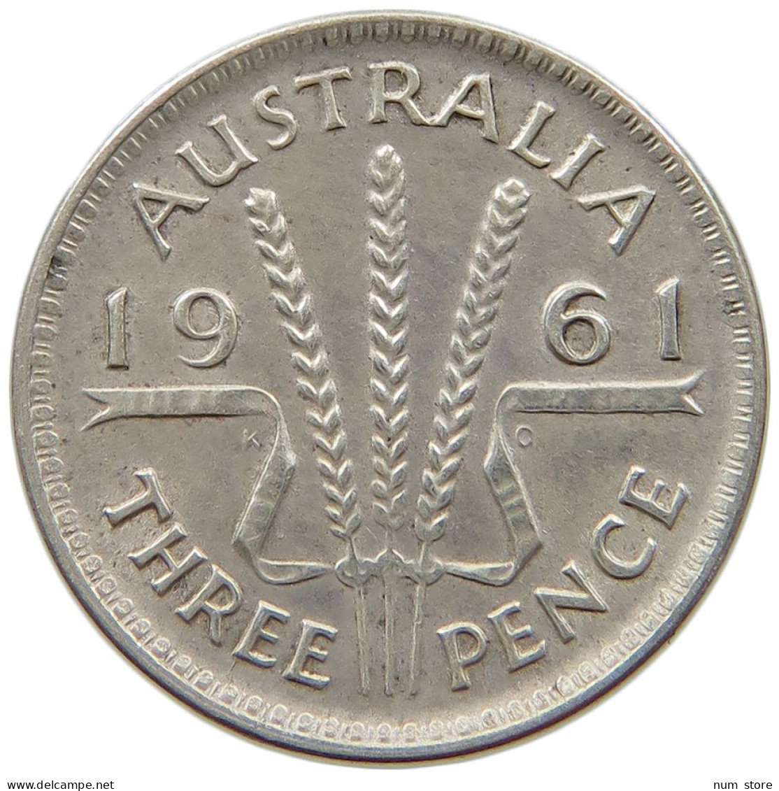 AUSTRALIA THREEPENCE 1961 #a069 0361 - Threepence