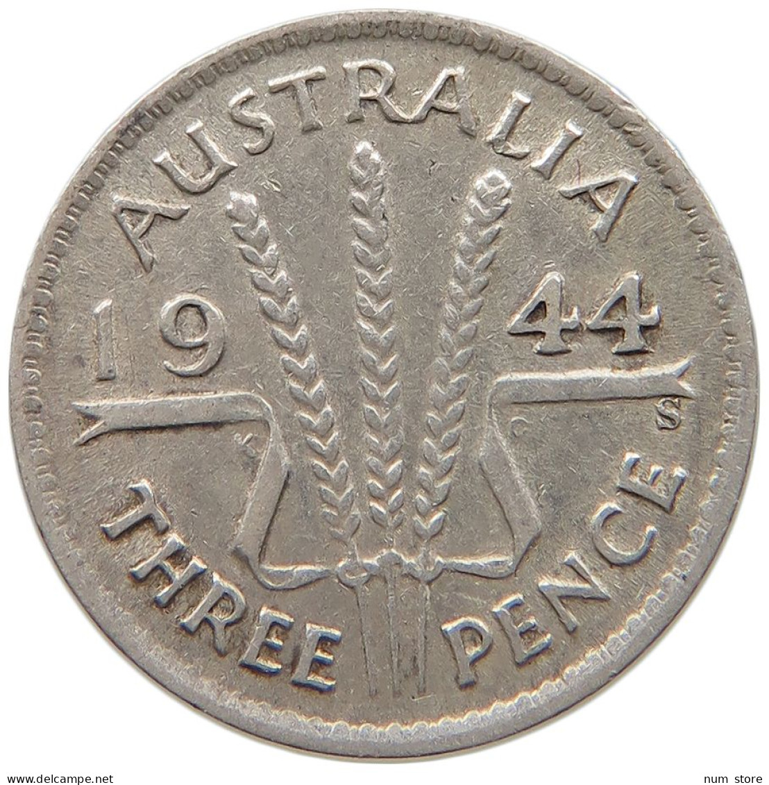 AUSTRALIA THREE PENCE 1944 #c015 0207 - Threepence