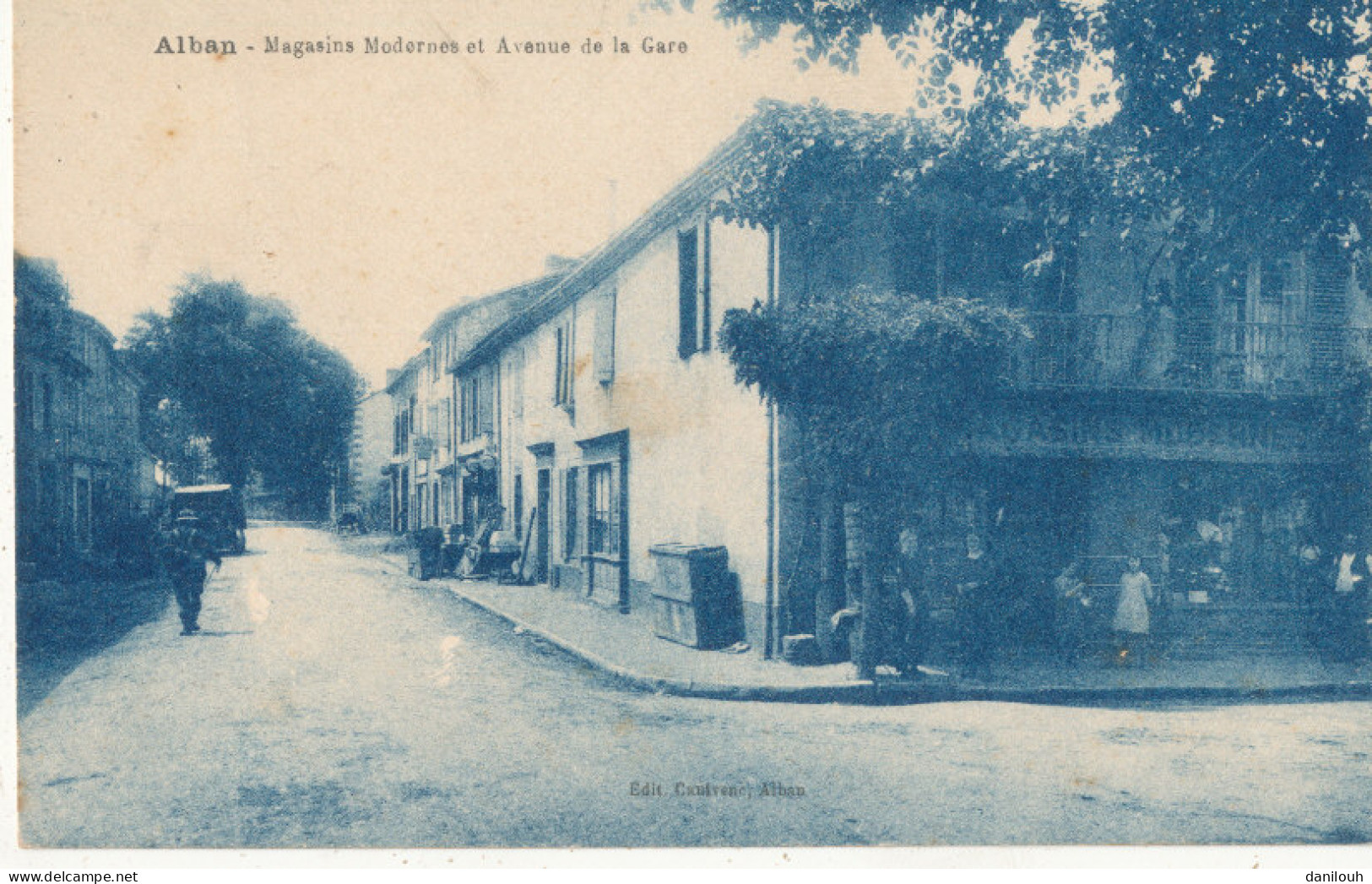 81 // ALBAN   Magasins Modernes Et Avenue De La Gare  - Alban