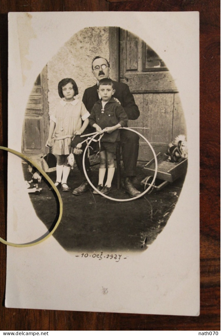 Carte Photo 1927 Enfant Fille Garçon Jouant Cerceau Tirage Print Vintage - Autres & Non Classés