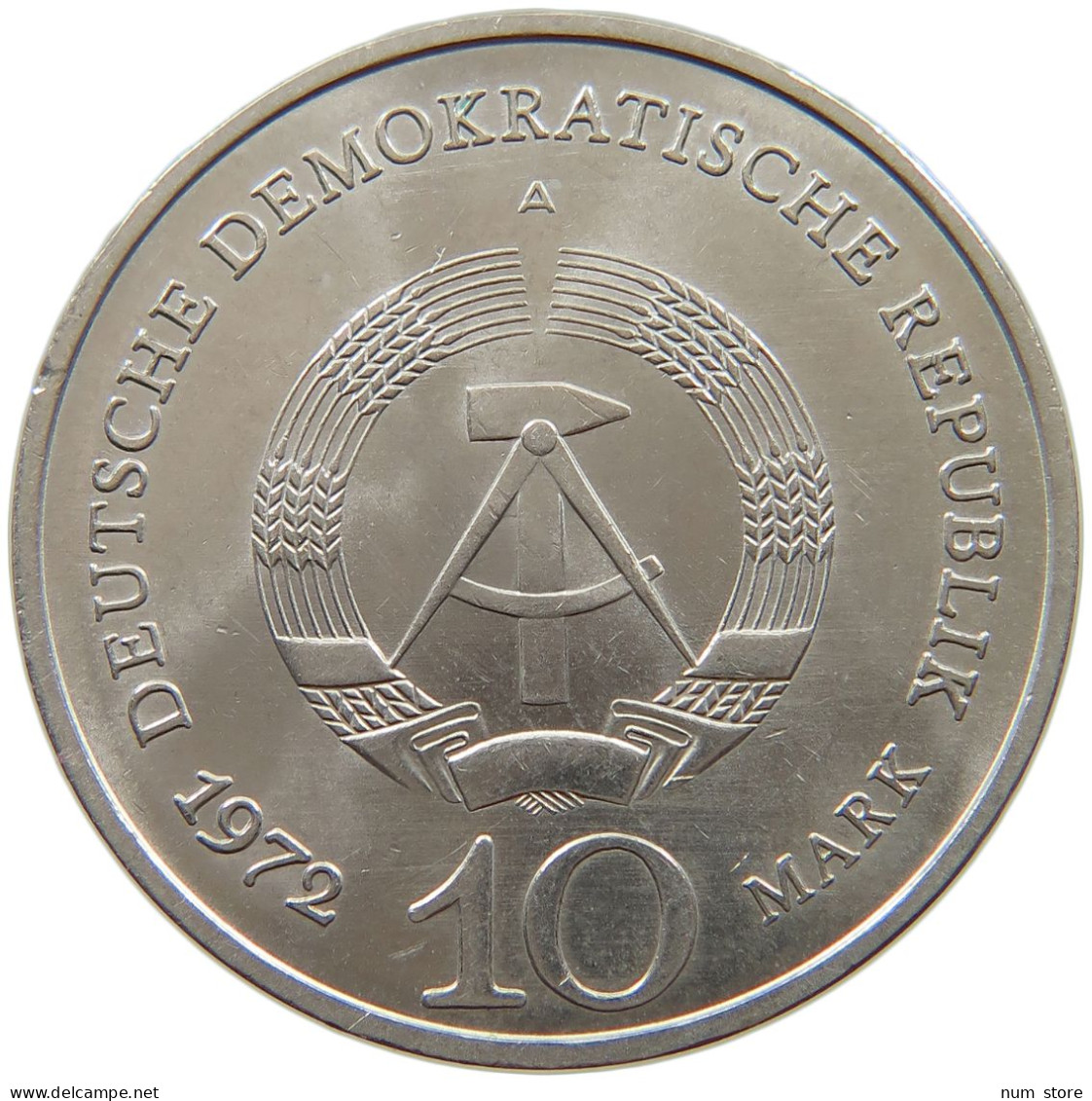 GERMANY DDR 10 MARK 1972 BUCHENWALD TOP #a077 0503 - 10 Mark