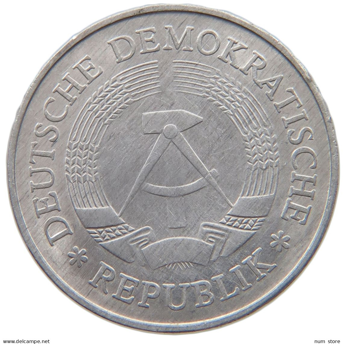 GERMANY DDR 1 MARK 1977 #c073 0079 - 1 Mark