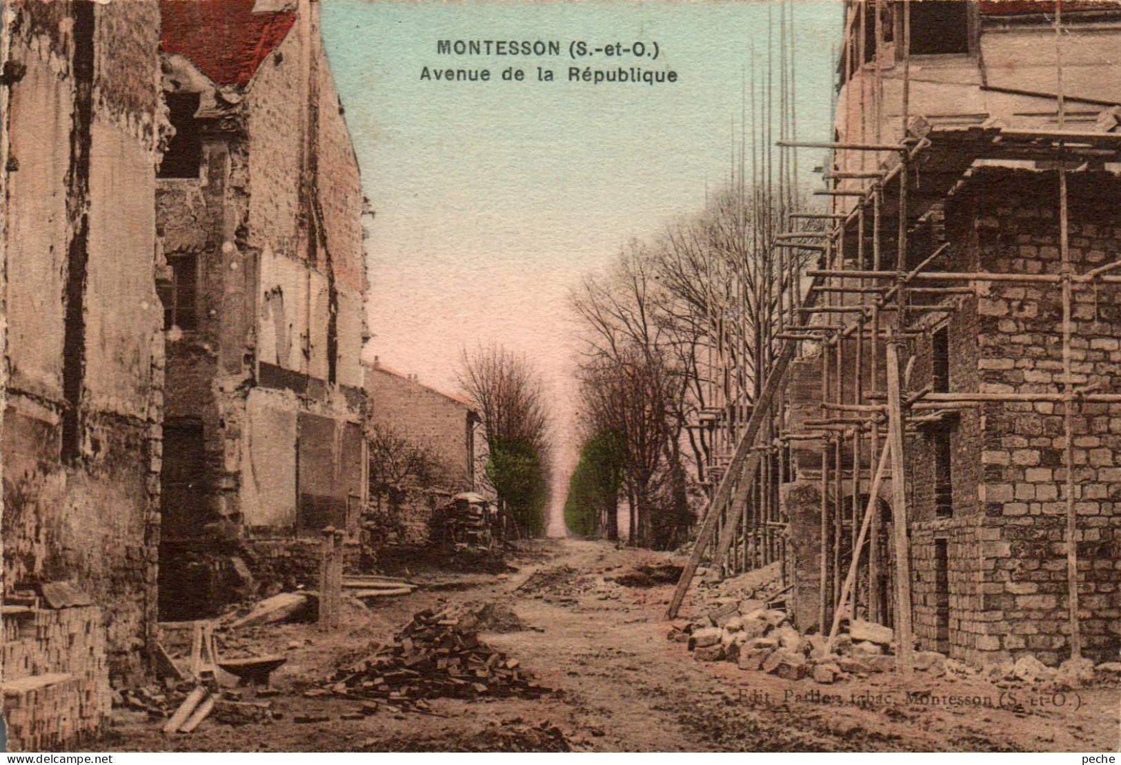 N°115424 -cpa Montesson -avenue De La République- - Montesson