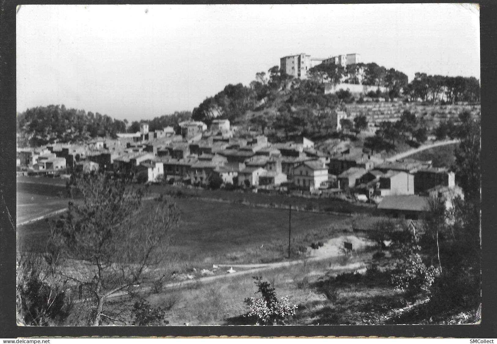 Meyrargues, Chateau Et Vieux Village (GF3811) - Meyrargues