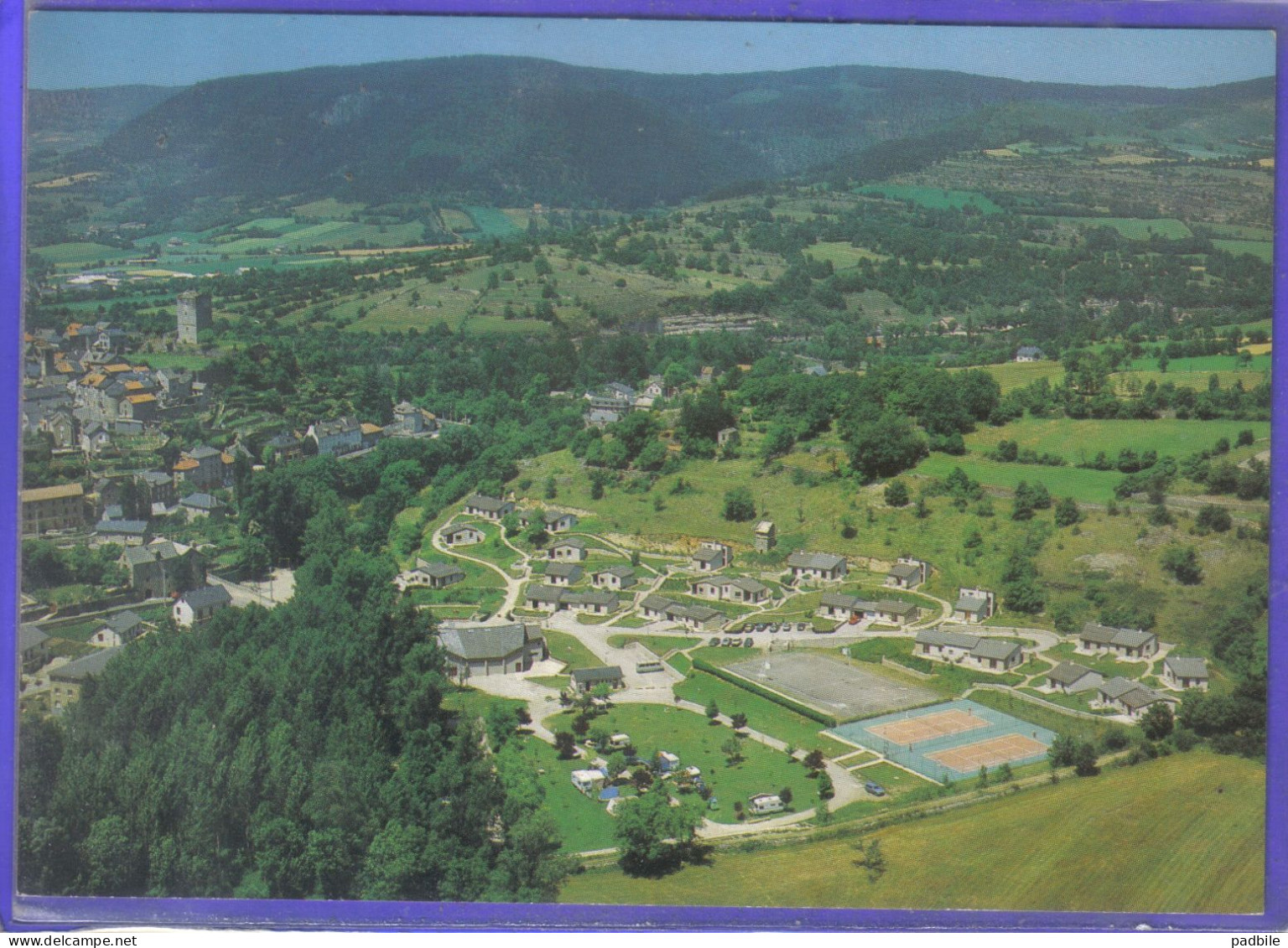 Carte Postale 48. Chanac  Terrain De Basket  Tennis  Très Beau Plan - Chanac