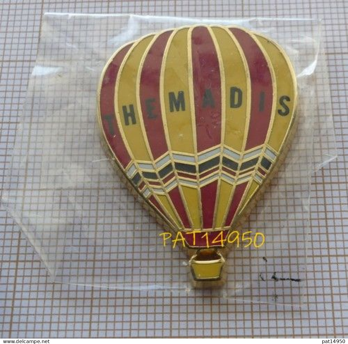 PAT14950 MONTGOLFIERE THEMADIS  Ecriture Noire  NACELLE Jaune  En Version ZAMAC - Montgolfier