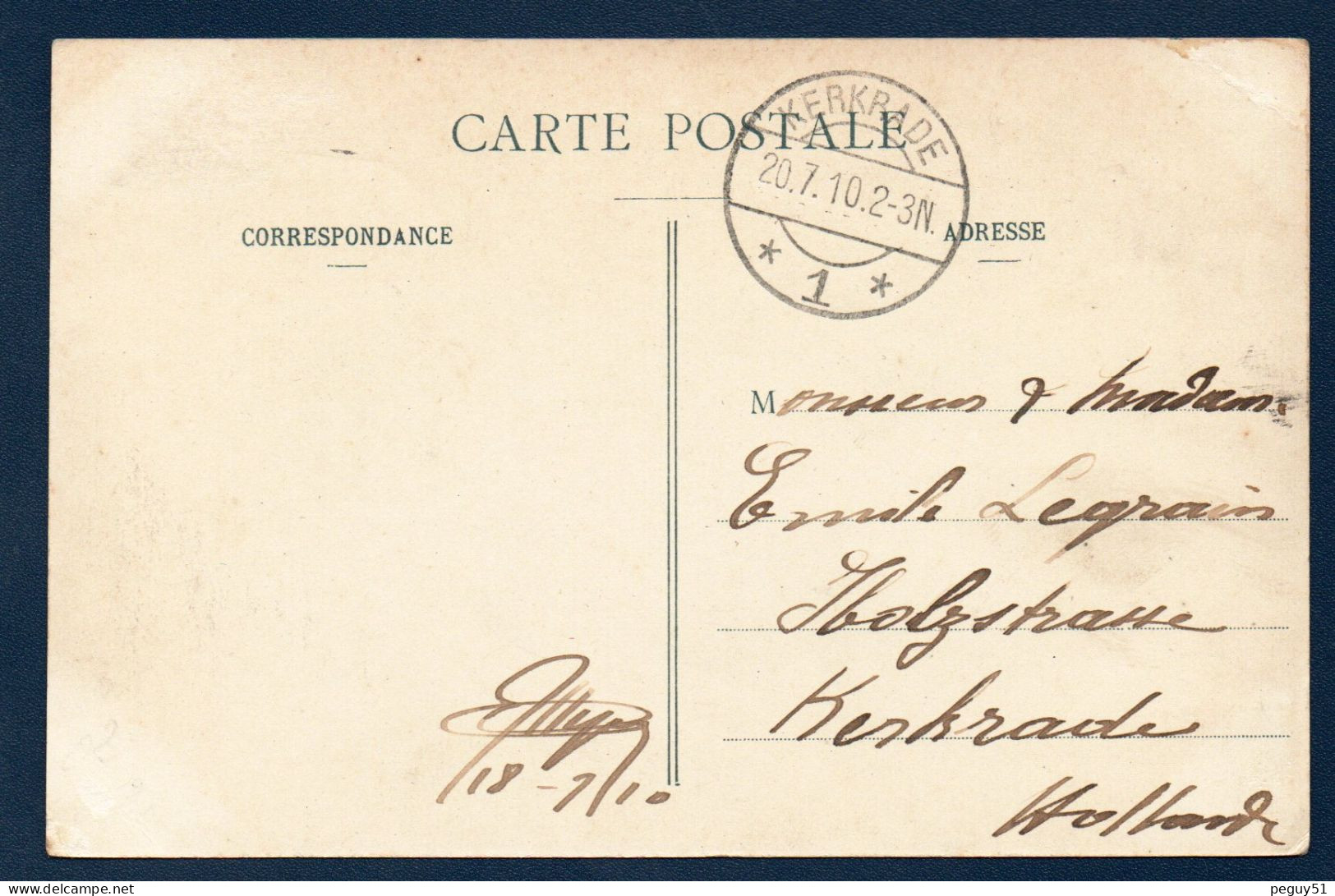 02. Hirson. La Gare Du Nord( 1869). Place De La Gare, Calèches, Omnibus Hippomobiles, Voyageurs. 1910 - Hirson