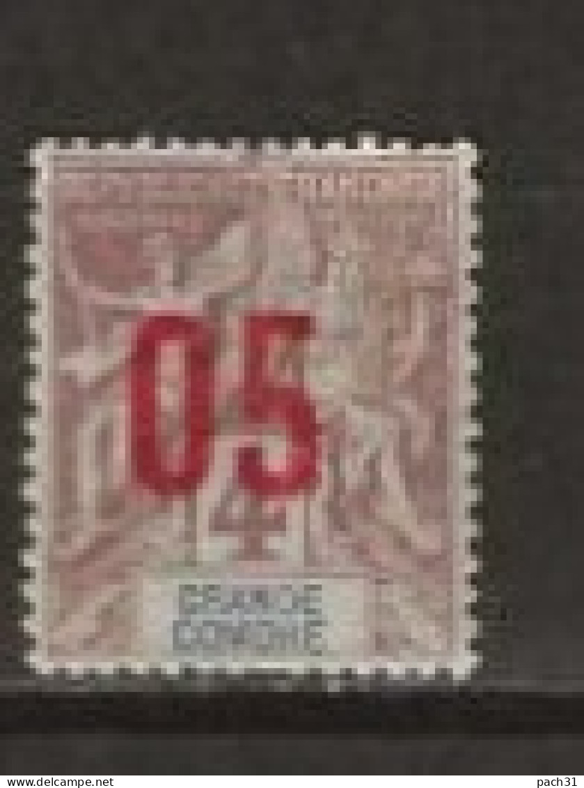 Grande Comore N° YT 21 Neuf Trace De Charnière - Unused Stamps