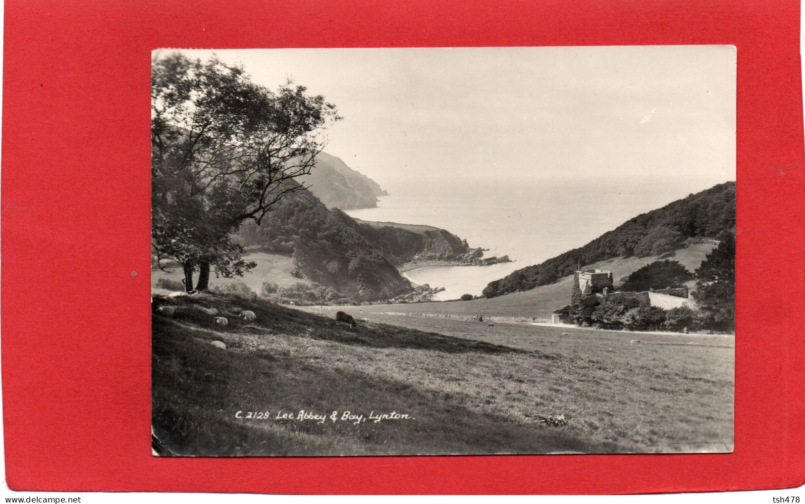 ANGLETERRE---LYNTON---Lee Abbey & Bay---voir 2 Scans - Lynmouth & Lynton