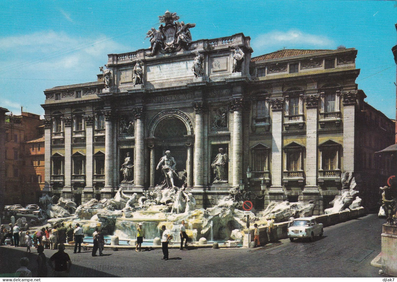 Italie Lazio Roma Fontana Di Trevi Avec Automobile - Fontana Di Trevi