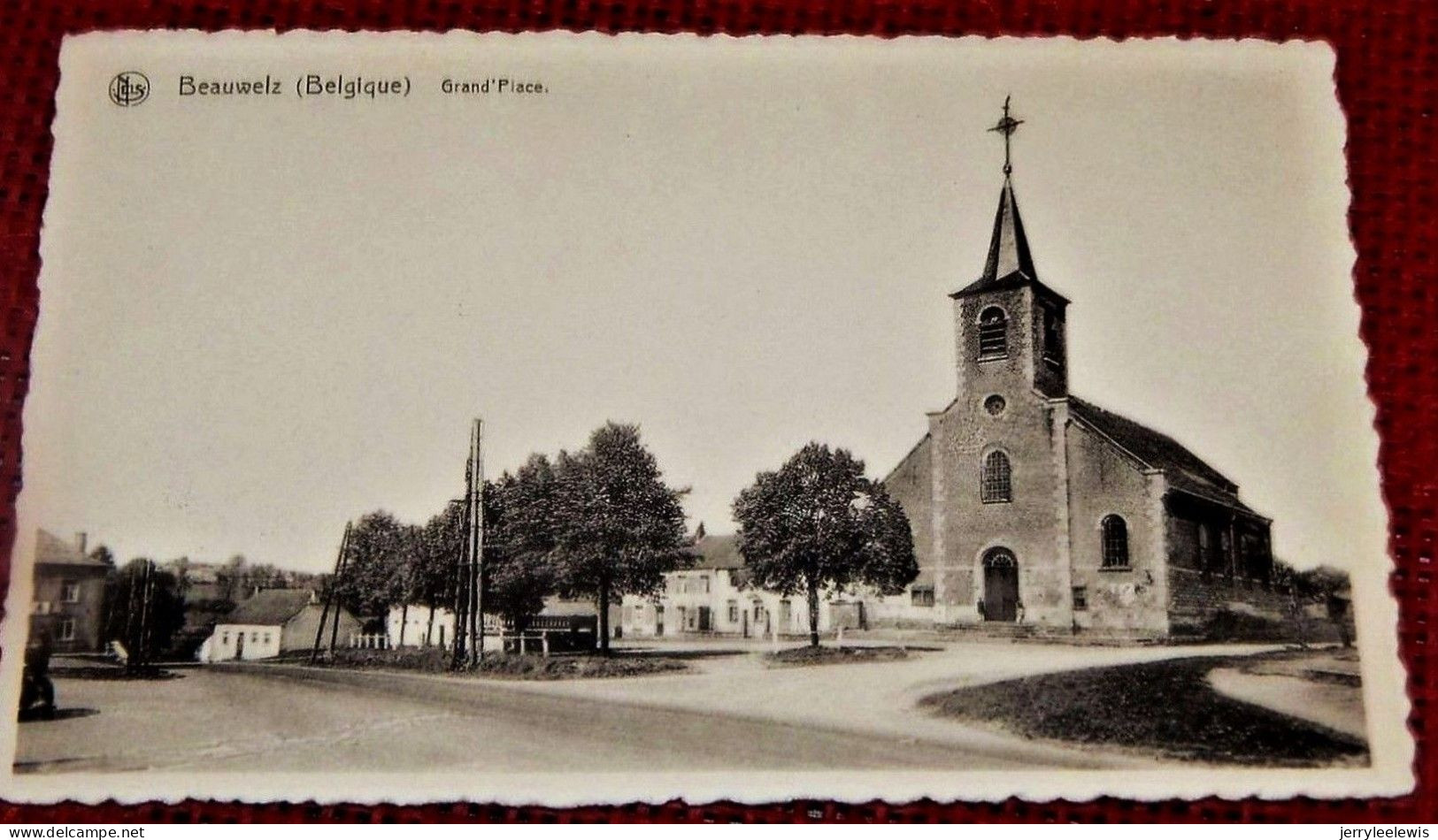 BEAUWELZ  (Belgique)   -  Grand'Place - Momignies