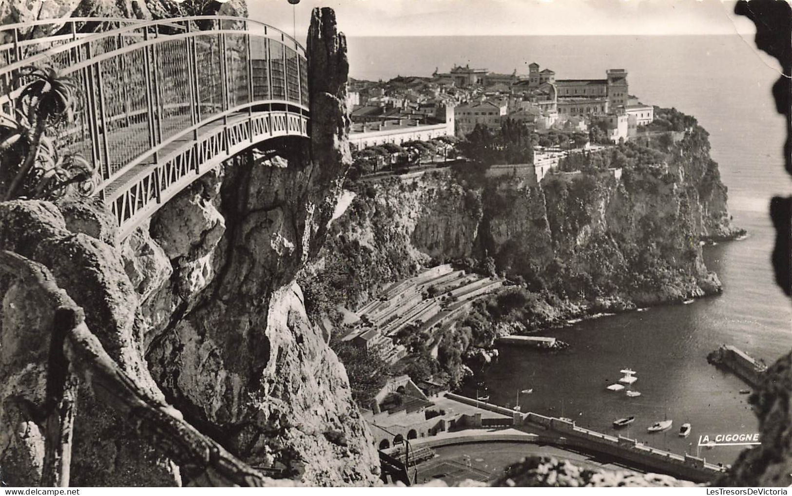 MONACO - La Rocher De Monaco Et Le Stade Louis II - Vue Prise Du Jardin Exotique - Carte Postale Ancienne - Autres & Non Classés