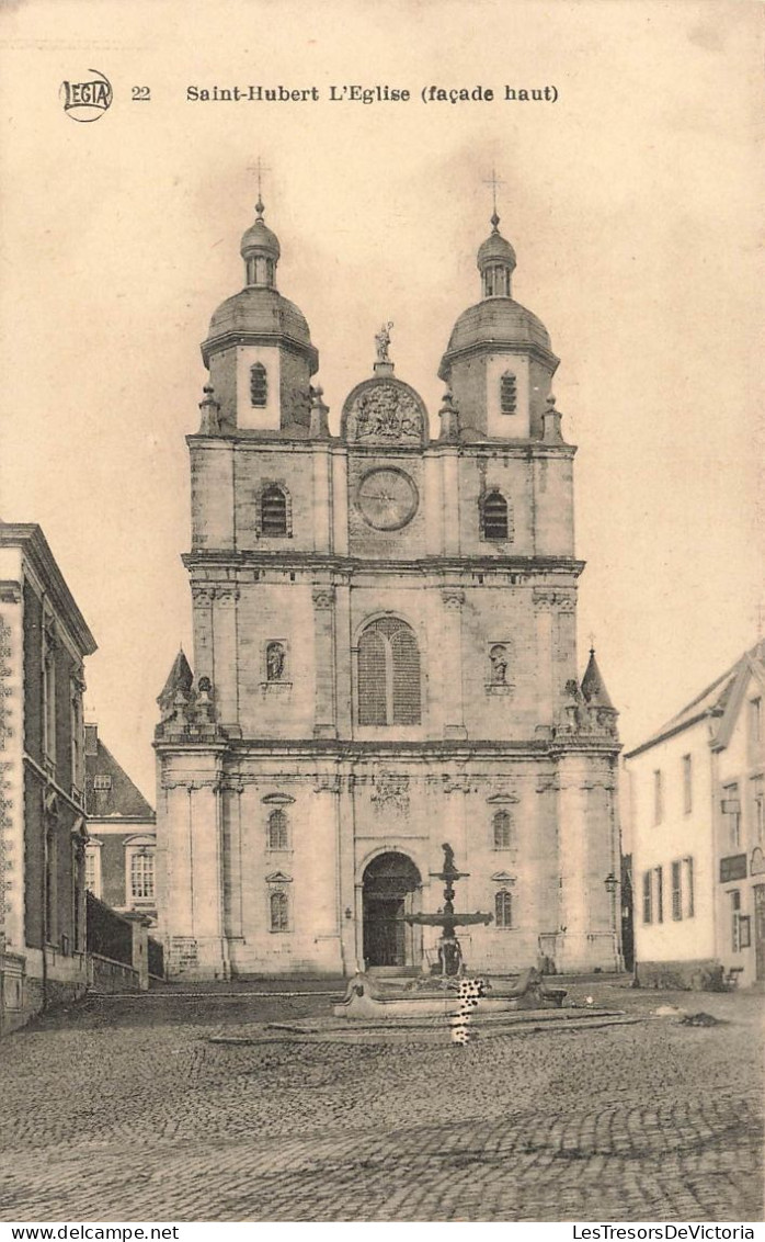 BELGIQUE - Saint Hubert - Saint Hubert L'Eglise (Façade Haut) - Carte Postale Ancienne - Saint-Hubert