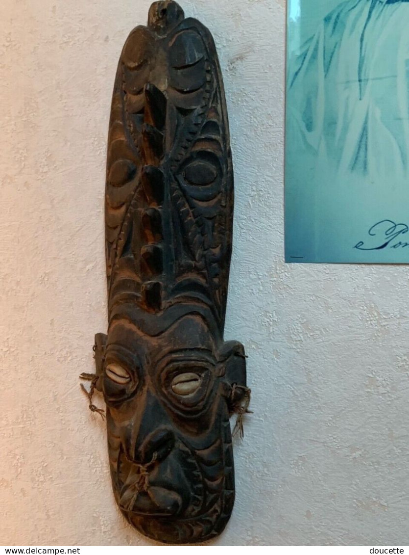 ancien masque Polynésien en bois
