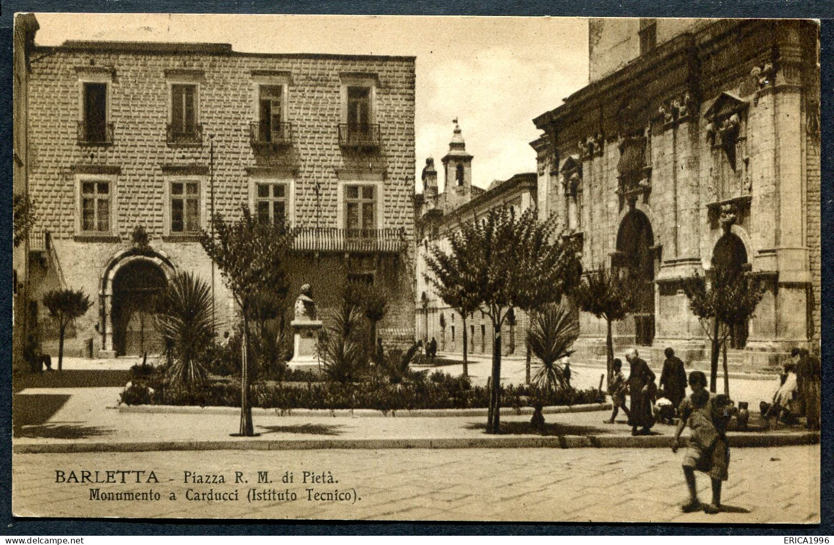 CV4084 BARLETTA (BAT) Piazza R.M. Di Pietà, Monumento A Carducci (Istituto Tecnico), FP, Viaggiata 1934 Per Trieste, Ott - Barletta