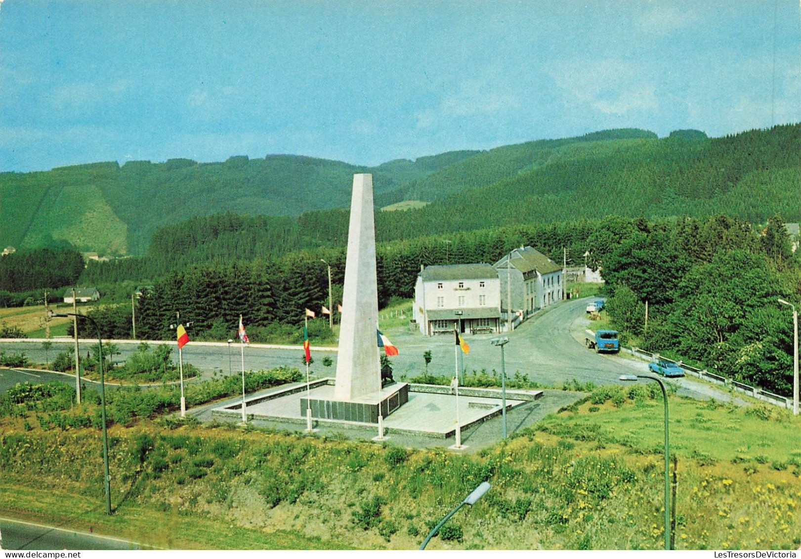 BELGIQUE - Martelange - Monuments Des Chasseurs Ardennais - Colorisé - Carte Postale - Martelange