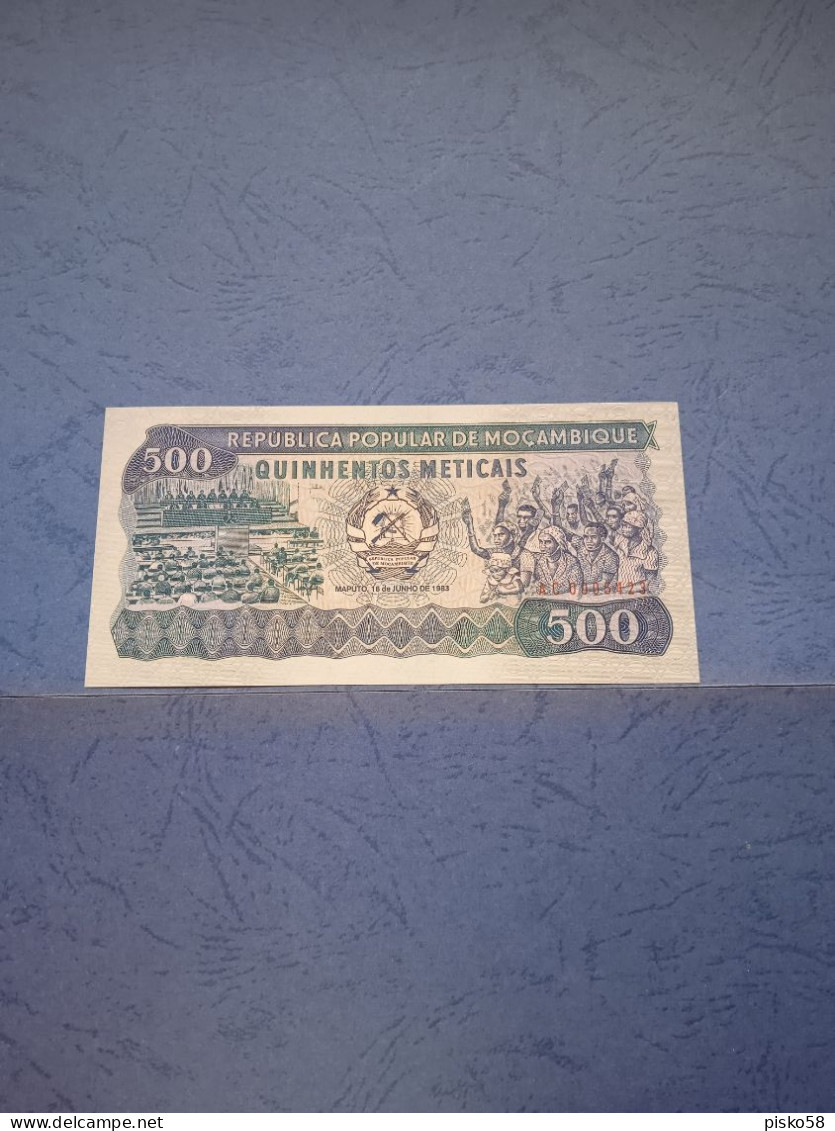 MOZAMBICO-P131a 500M 16.6.1983 UNC - Mozambico