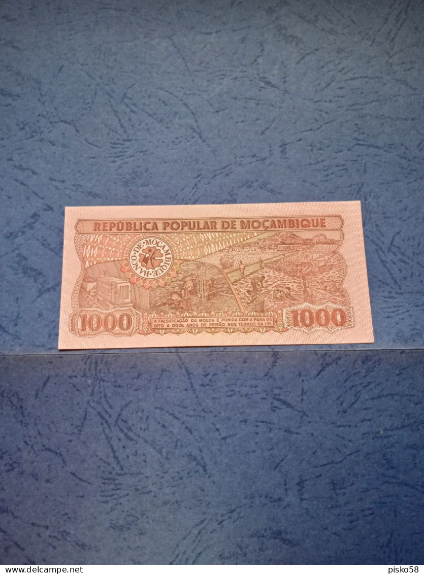 MOZAMBICO-P132c 1000M 16.6.1989 UNC - Mozambique