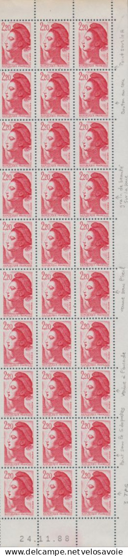 N° 2376 LIBERTE 2F20 EN BLOC DE 30 DATE AVEC DE NOMBREUSES VARIETES INDIQUEES SUR LE BORD ** - Unused Stamps