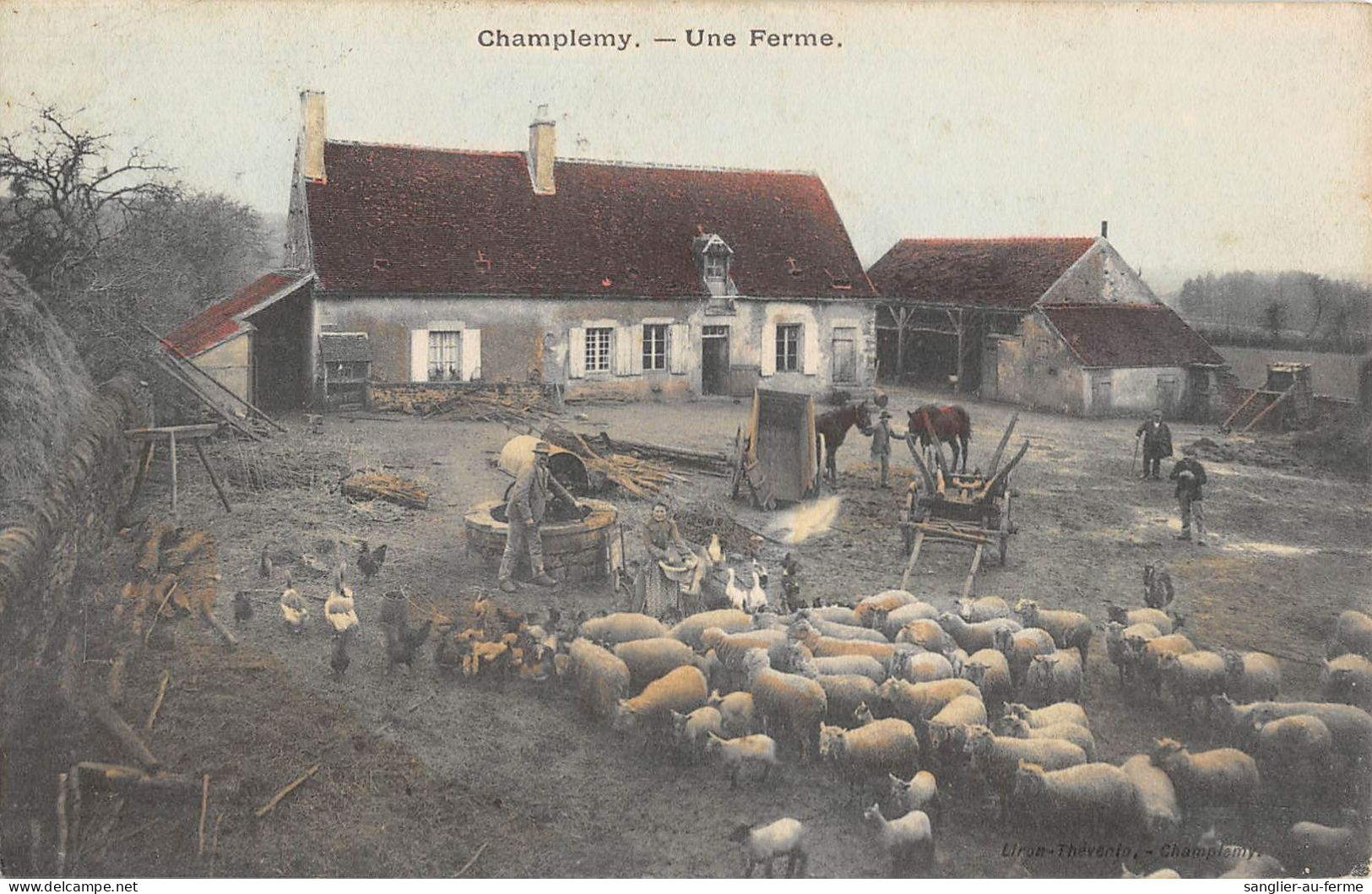 CPA 58 CHAMPLEMY / UNE FERME - Altri & Non Classificati