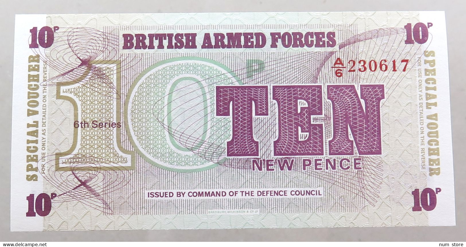GREAT BRITAIN 10 PENCE BRITISH ARMED FORCES TOP #alb049 0135 - Fuerzas Armadas Británicas & Recibos Especiales