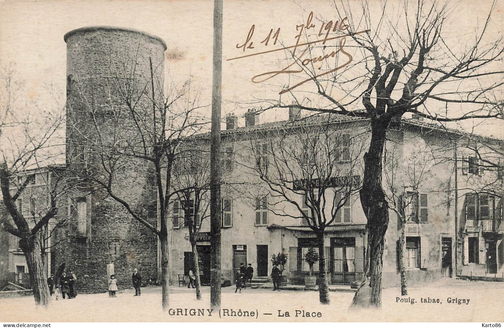 Grigny * La Place Du Village * Café De L'union * Coiffeur - Grigny