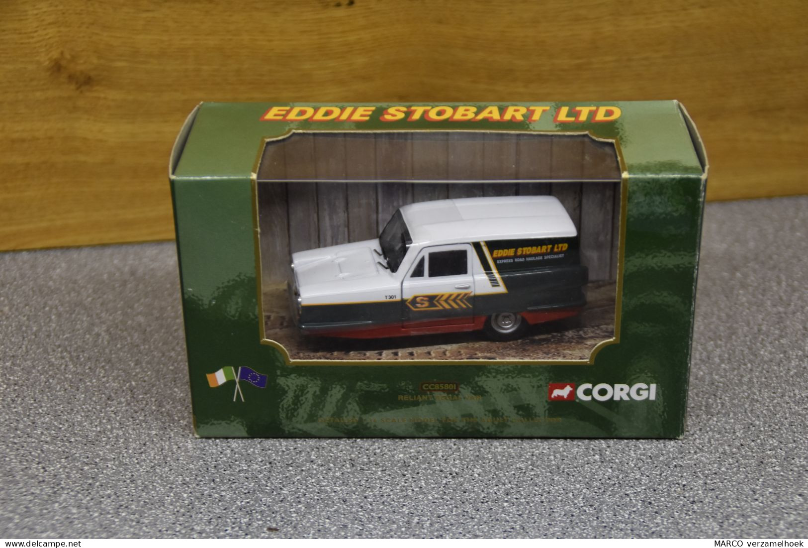 CORGI Toys CC85801 England Eddie Stobart LTD 2001 Reliant Regal Van Scale 1:43 - Corgi Toys