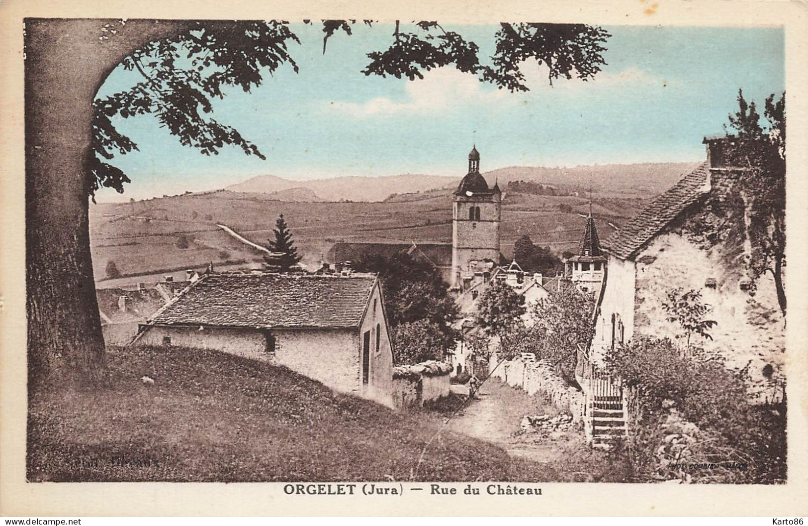 Orgelet * La Rue Du Château Et Vue Sur Le Village - Orgelet