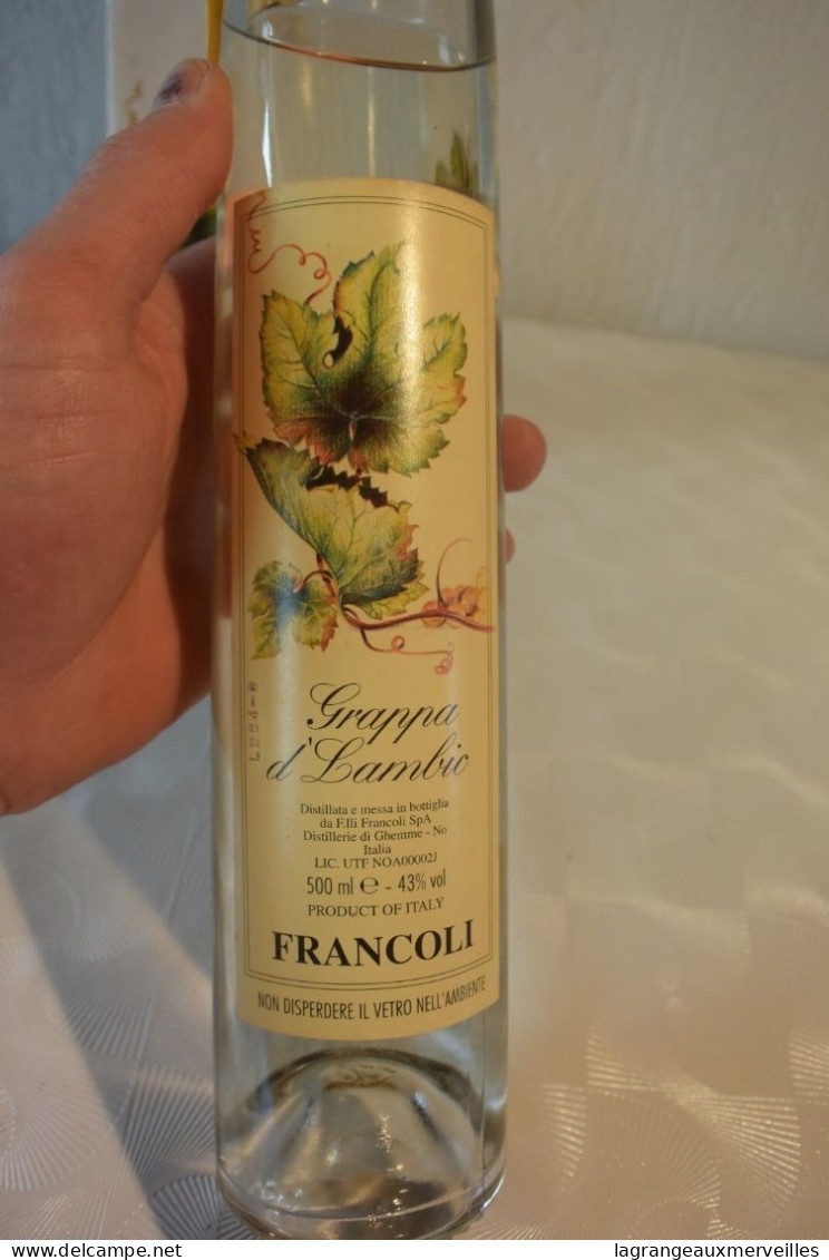 C88 Ancienne Bouteille D'alcool Grappa De Collection - Alcoolici