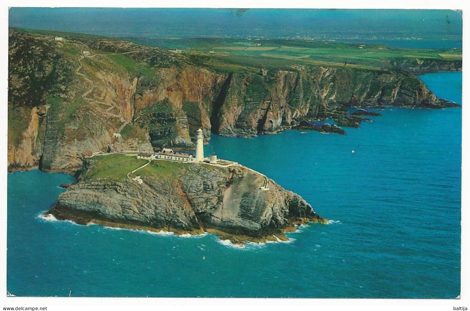 3p QEII Solo Postcard Abroad / Anglesey, Wales - 29 July 1972 Bangor, Caernarvonshire - Gales