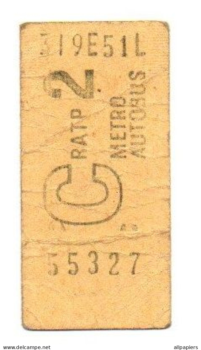 Ticket  R.A.T.P. C Métro Ou Autobus 2e Classe - Format : 6x3 Cm - Europa