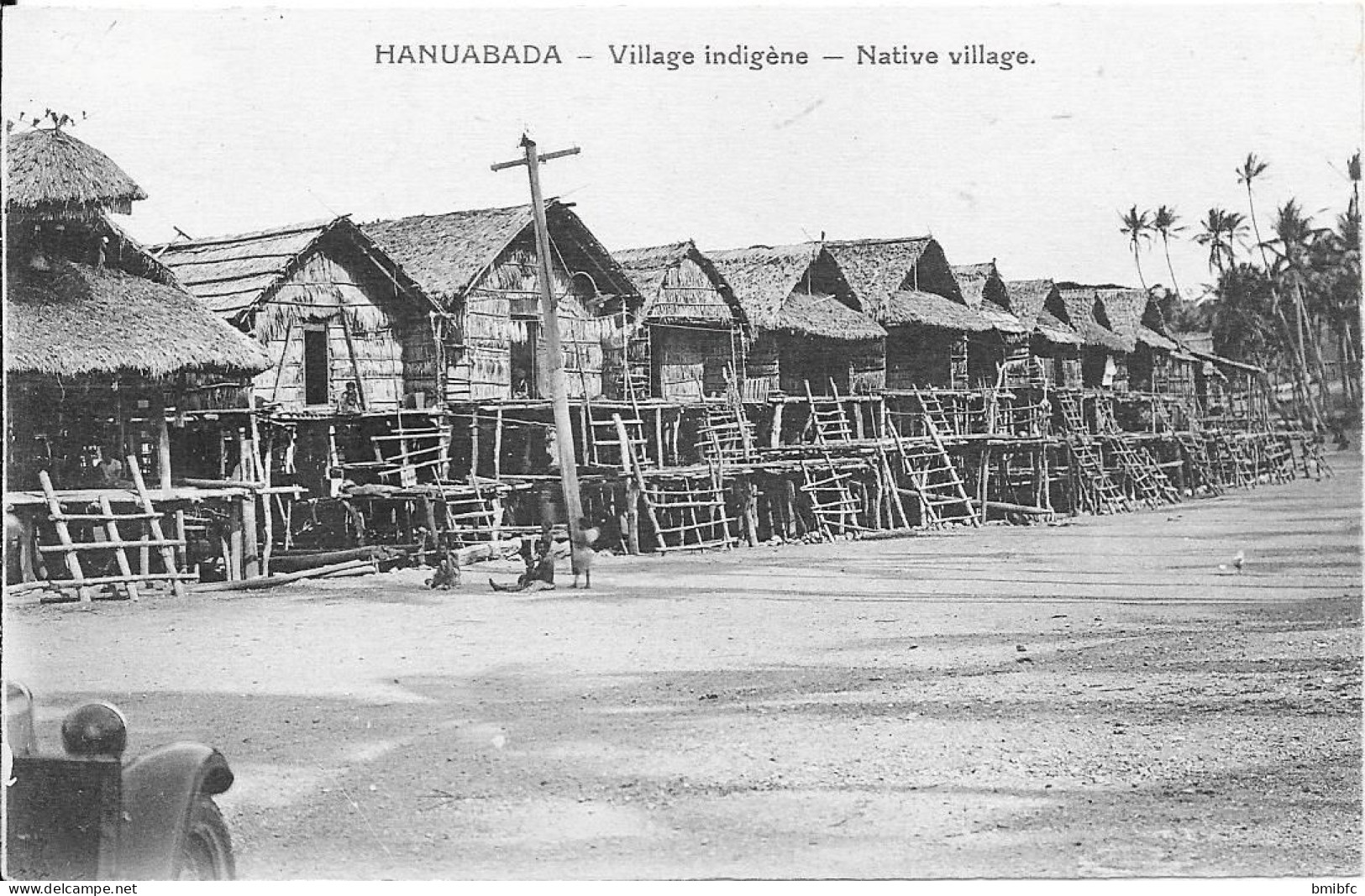 HANUABADA - Village Indigène - Papouasie-Nouvelle-Guinée